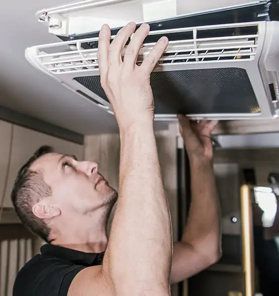  Professional Licensed And Insured Cleaners in Groves, TX